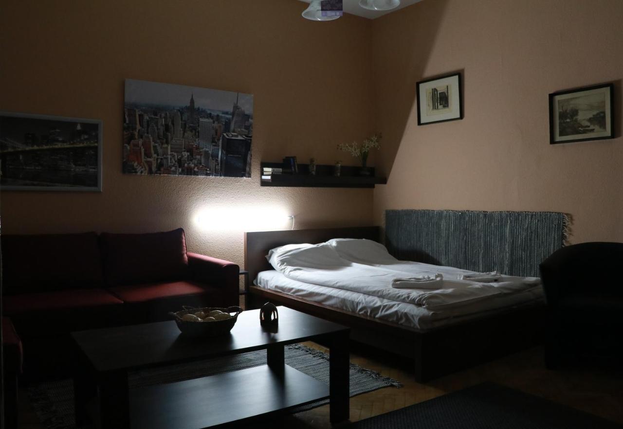 Fornax Home With Balcony Budapesta Exterior foto