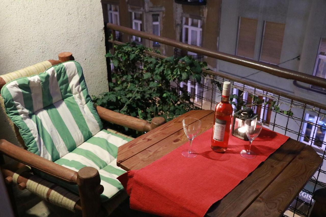 Fornax Home With Balcony Budapesta Exterior foto